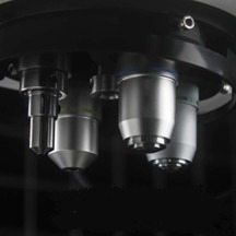 Ba ống kính vật kính Máy đo độ cứng Vickers Tháp tự động với màn hình cảm ứng kỹ thuật số