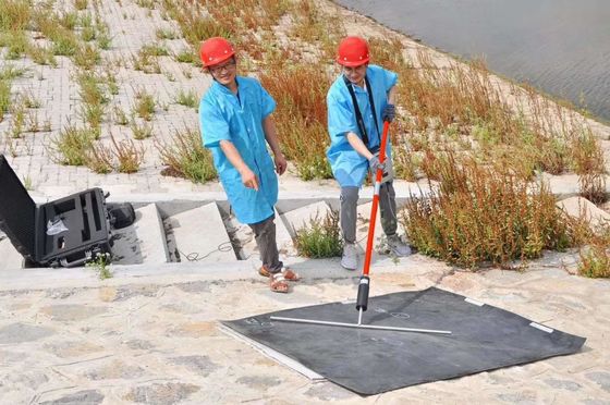 Đèn chống nước sàn Đèn chống nước hố rò rỉ Geomembrane Detector rò rỉ